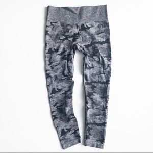 Gymshark Size L Camo Leggings